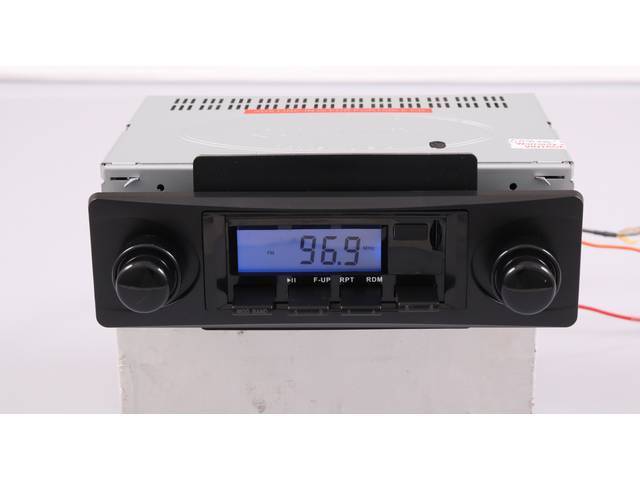 Radio, AM/FM W/ Front Auxiliary Input (for Ipod, MP3 player, satellite radio), 200 Watt (4 x 50 watt), Black Faceplate, features LCD display w/ blue illumination, 6 AM / 6 FM presets, manual up / down tuning, seek / auto scan, 4-way fader control for fron