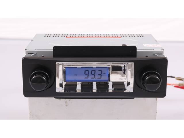 Radio, AM/FM W/ Front Auxiliary Input (for Ipod, MP3 player, satellite radio), 200 Watt (4 x 50 watt), chrome faceplate, features LCD display w/ blue illumination, 6 AM / 6 FM presets, manual up / down tuning, seek / auto scan, 4-way fader control for fro