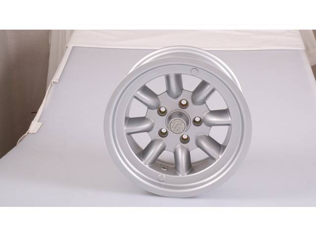 Superlite Wheel, Gravity Cast Aluminum, 17 Inch O.D. X 9.5 Inch Width, 5 x 4 3/4 Inch Bolt Circle, 4 1/2 Inch Back Spacing, Includes Center Cap, for (64-87)