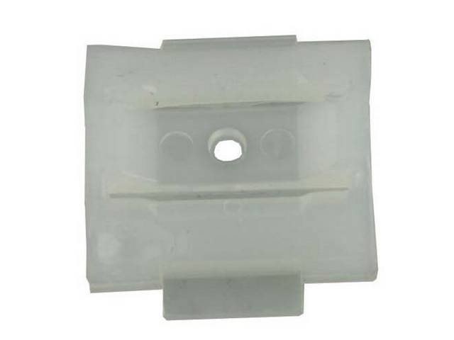 CLIP, OUTSIDE MOLDING, 1 1/4 INCH MOLDING, FRONT