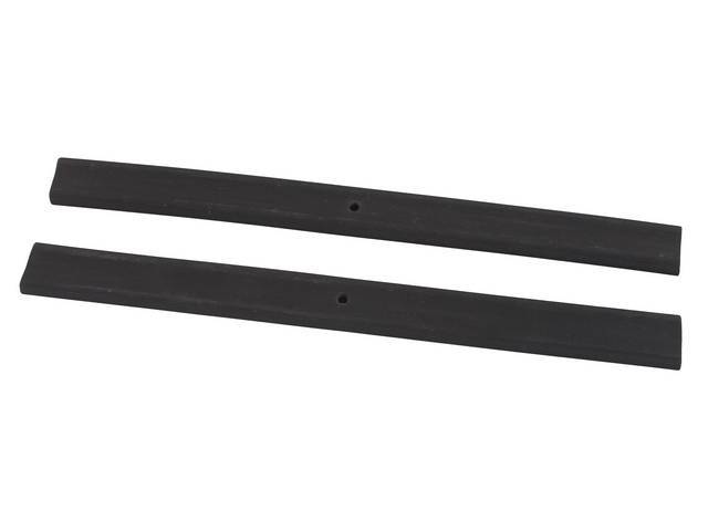 Tail Gate Chain Cover, black rubber, pair