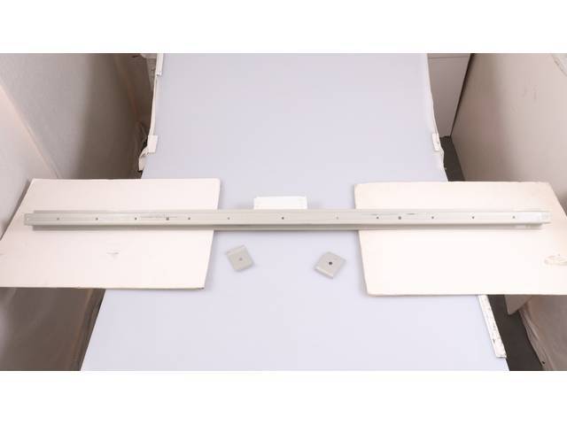 Fleetside Steel Cross Sill with bracket for (58-59)